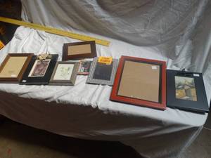 lot 24882 image: Lot of Misc. Picture Frames