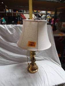 lot 24908 image: BrassGold Table Lamp