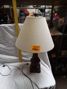 lot 24910 image: Vintage Wooden Table Lamp