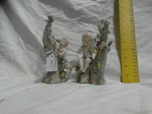 lot 24930 image: 2 Angel Figures w Birds