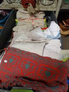 lot 25066 image: Huge lot of misc household blankets - sheets - linens.