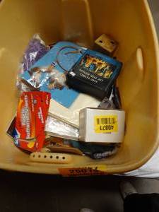 lot 25019 image: misc art crafting items