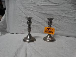 lot 24857 image: 2 Candle Bases