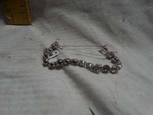 lot 24981 image: Weiss Diamond Bracelet.