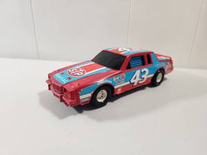 lot 101 image: NASCAR STP Racing Team #43 Richard Petty Die-Cast Car