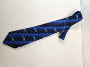 lot 109 image: Kansas City Royals MLB Baseball Necktie with Car Pattern