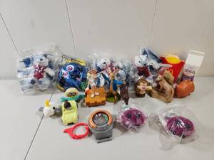 lot 164 image: Mixed Fast Food Kids Meal Toy Collection Lot