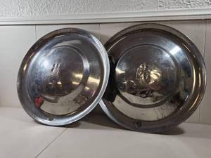 lot 178 image: Pair Of 1953 Plymouth Fury 15 Hubcaps