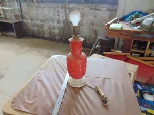 lot 3187 image: RedWhite Lamp - Heart Design