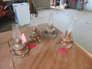 lot 3193 image: 4 Miniature Oil Lamps - Copper