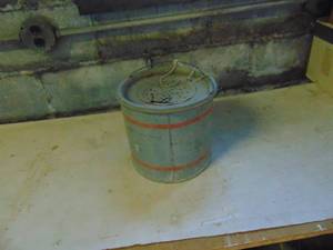 lot 3240 image: Galvanized Minnow Bucket