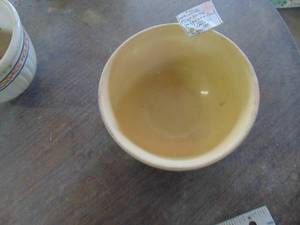 lot 3275 image: Crock Bowl - Striped