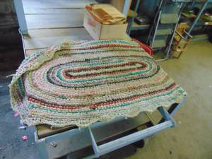 lot 3283 image: Old Floor Entry Rug