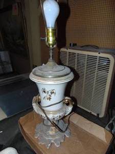lot 3298 image: Metal Based Table lamp