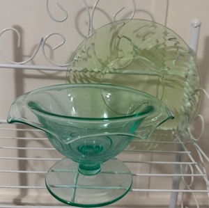 lot 12 image: Uranium Glass CondimentCompote Bowl & Serving Plate