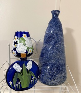 lot 13 image: Hand-Painted Blue Glass Dcor
