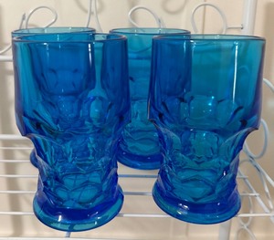 lot 14 image: Set of 4 Vintage Blue Pressed Glass Tumblers