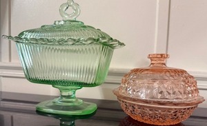 lot 36 image: Vintage Indiana Glass Tiara Green Old Lace Candy Dish & Pink Powder Jar Lot