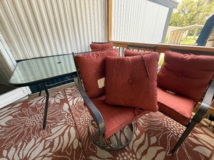 lot 52 image: 7-Piece Outdoor Patio Dining Set with Chairs