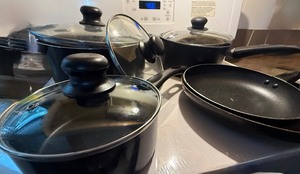 lot 118 image: Mixed Nonstick Cookware Set with Glass Lids