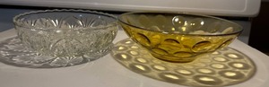 lot 124 image: Vintage Glass Serving Bowls  Amber & Clear Pressed Glass (2 Pieces)