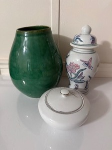 lot 157 image: Vintage Trio of Decorative Ceramics  Green Drip Glaze & Oriental Ginger Jars