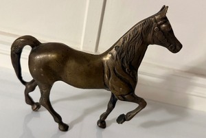 lot 158 image: Antique VictorianEdwardian Heavy Brass Horse Figurine