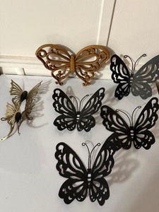 lot 180 image: Butterfly Wall Dcor Lot  Metal, Rattan & Decorative Butterflies (7 Pieces)