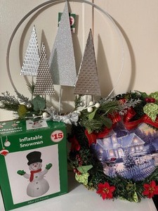 lot 188 image: Christmas Dcor Lot  Lighted Wreath, Metal Tree Wall Dcor & 48 Inflatable Snowman