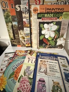 lot 215 image: Lot of Decorative Painting Instruction Books