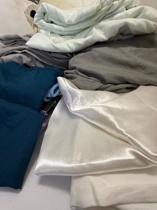 lot 218 image: Mixed Bedding Lot  Sheets, Pillowcases & Bed Skirts