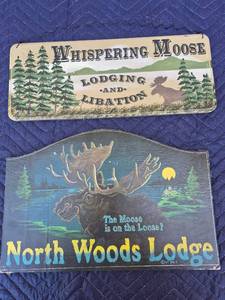 lot 121 image: Lodge Theme Wooden Signs Set - Whispering Moose and North Woods Lodge