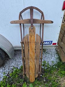lot 134 image: Classic Wood and Metal Frame Sled
