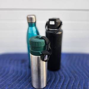 lot 171 image: Stainless Steel Water Bottle Collection Set