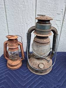 lot 361 image: Old Metal Oil Kerosene Lantern Set with Glass Globes