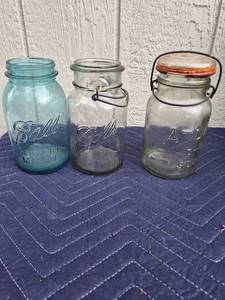 lot 366 image: Ball Perfect Mason and Atlas E-Z Seal Canning Jars Collection