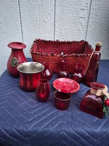 lot 381 image: Red Glass Collection with Woven Basket Set