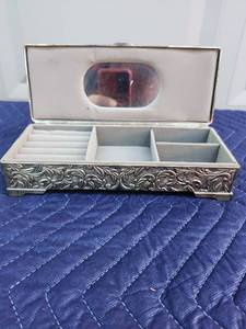 lot 440 image: Silver-Plated Jewelry Box with Mirror and Compartments