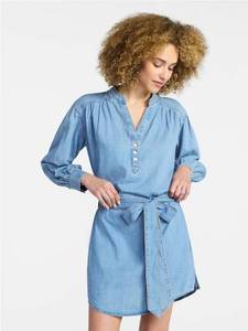 lot 41734 image: Time and Tru Womens Belted Denim Mini Shirtdress with Long Sleeves, Size XXL