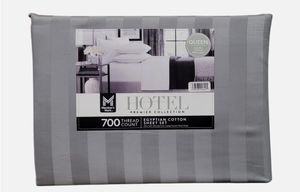 lot 42255 image: Members Mark Hotel Premier Egyptian Cotton 6-Piece Sheet Set, 700 Thread Count (Queen) - Retail $55