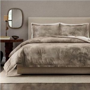 lot 42278 image: Jeremiah Brent Home 3pc FullQueen Walk in the Woods Cotton Comforter Set Brown