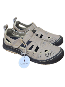 lot 37576 image: Jambu Plant Based Womens Closed-Toe Sandals Size 6.5