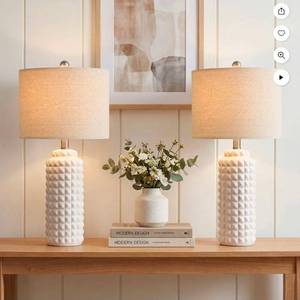 lot 42350 image: Stand up Lamp set of 2
