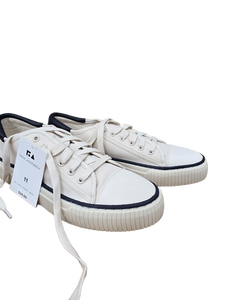 lot 37788 image: Free Assembly Low-Top Canvas Sneakers Size 11