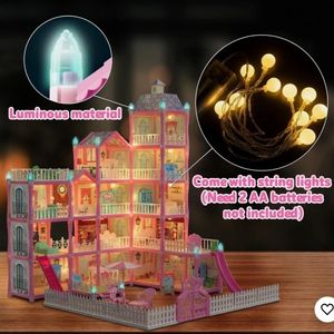 lot 40718 image: 374 Pieces Childrens Pretend Dream House Villa Princess Castle Play Set