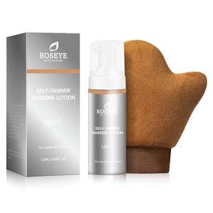 lot 3372 image: Self Tanner-Sunless Instant Tanning Lotion Streak-Free Fake Tan, Quick-Dry & Long-Lasting, Natural and gentle, suitable for face and body (Light)