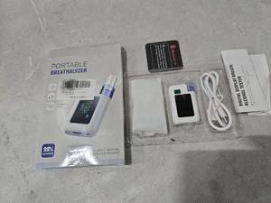 lot 3307 image: Portable Breathalyzer
