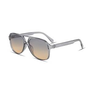 lot 3729 image: Freckles Mark Vintage Retro 70s Sunglasses for Women Men Classic Large Square Aviator Trendy Glasses (Clear Grey, Millimeters, 60)