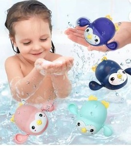 lot 15243 image: 4 pack Wind up Penguin Bathtub Toys