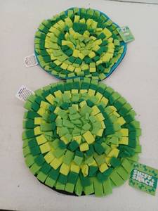 lot 15268 image: Sniff And Snack Snuffle Mat, 2 Pack